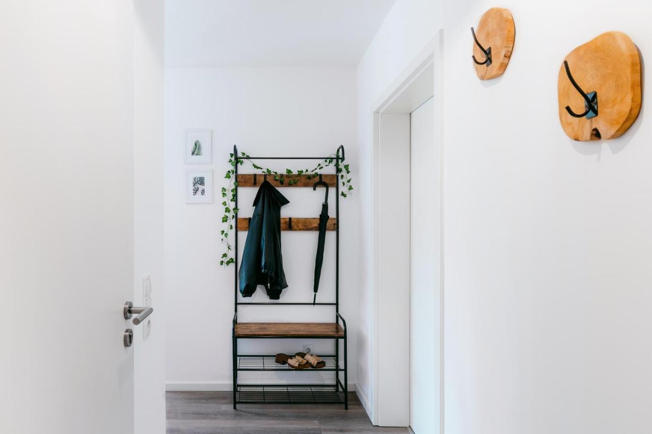 Gruene Wohnoase - Stilvoll - Balkonidylle - Zentrum 노이비트 외부 사진